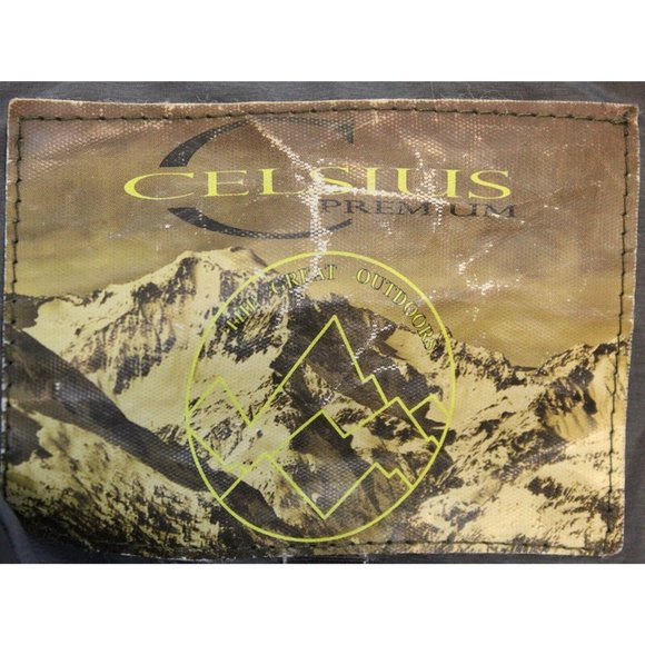 Celsius Premium Great Outdoors Gray Warm Fuzzy Winter Puffer Coat size L-XL - Picture 4 of 5